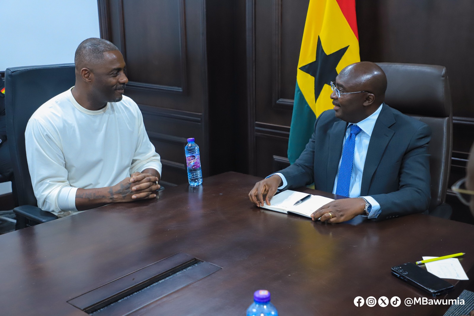 Vice President Bawumia receives Idris Elba at the Jubilee House