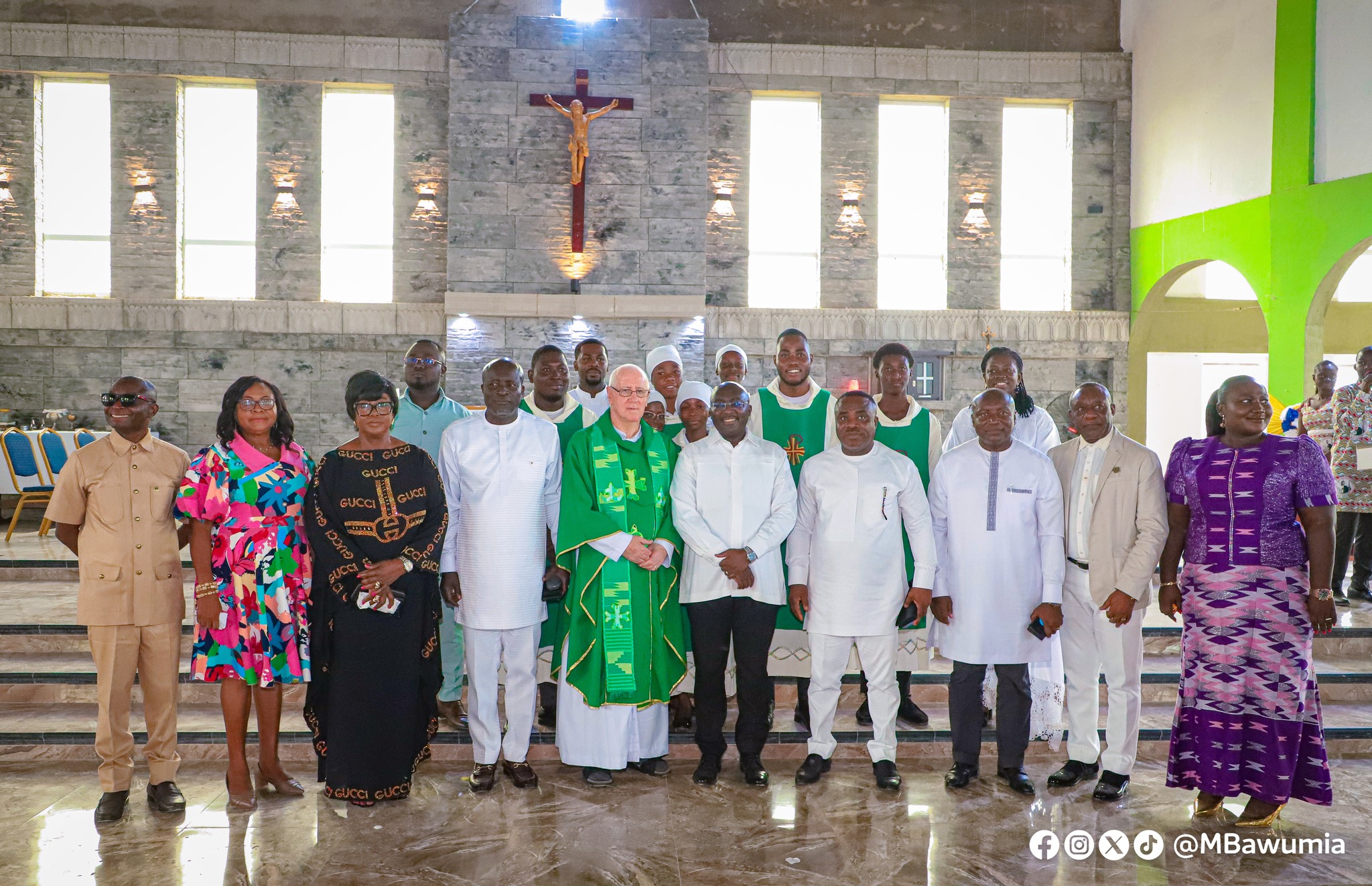 Vice President Bawumia joins St. Jude Catholic Church for Sunday service