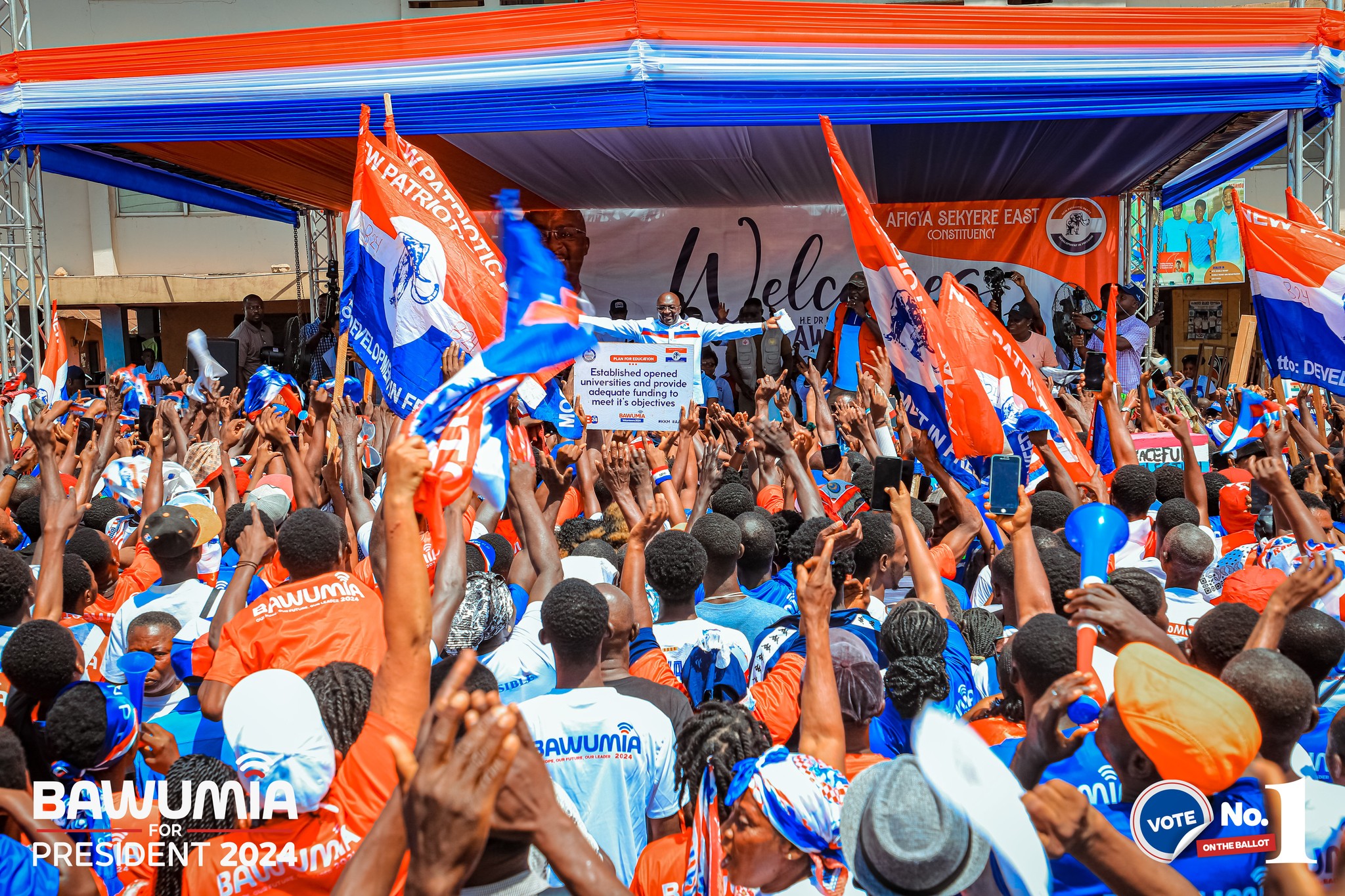 Vice President Bawumia tours the Afigya Sekyere East, Kwabre East and Manhyia North constituencies